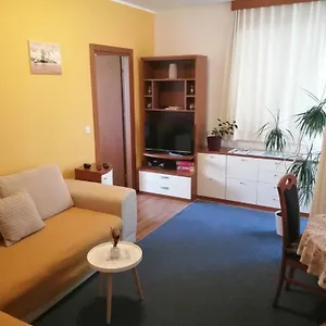 https://apartman-moreno.in-istria.net